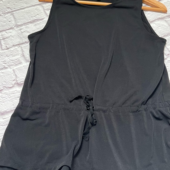 Banana republic long black top - Picture 2 of 8